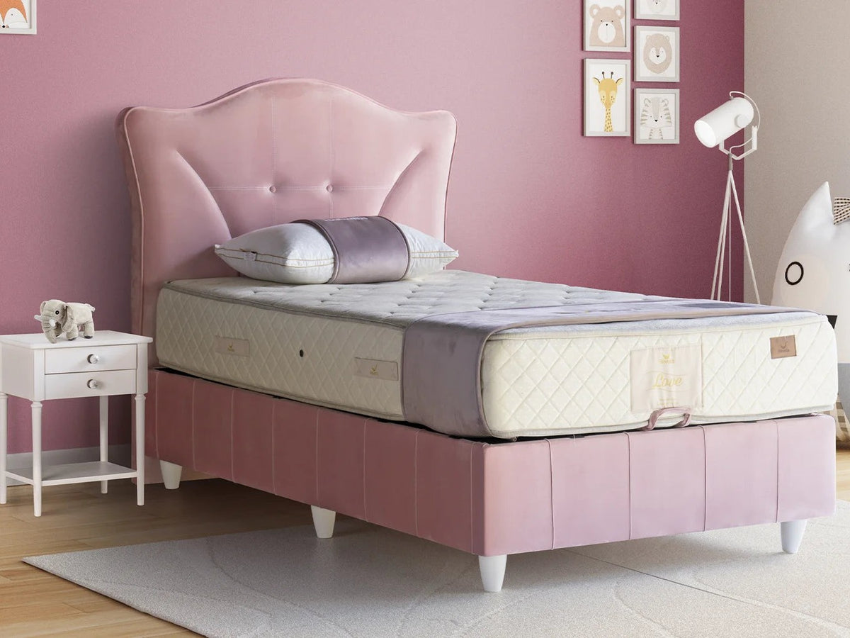 Kinderbett Olive – Charmantes Stepp-Design & Orthopädische Matratze
