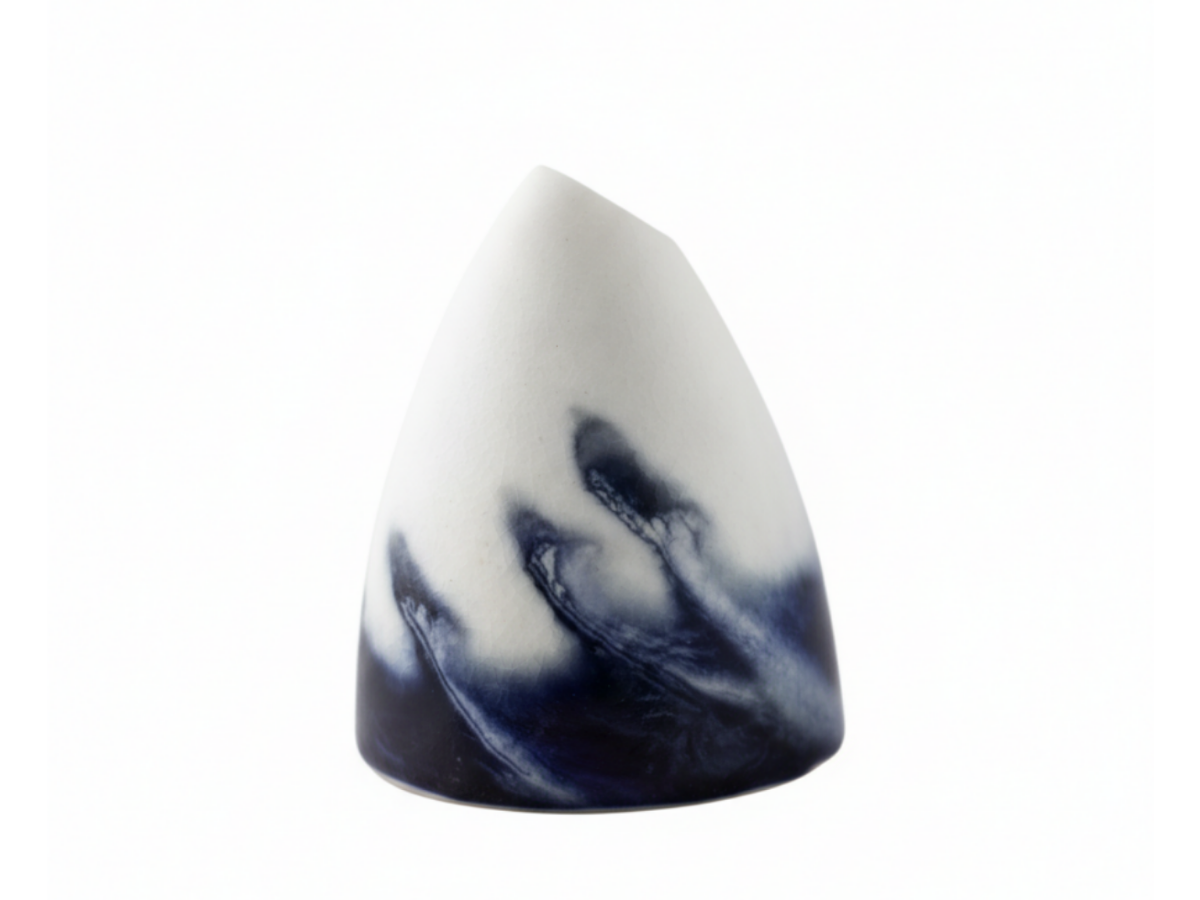 265/37 Vase