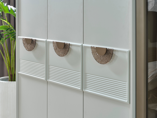 Prag Kleiderschrank