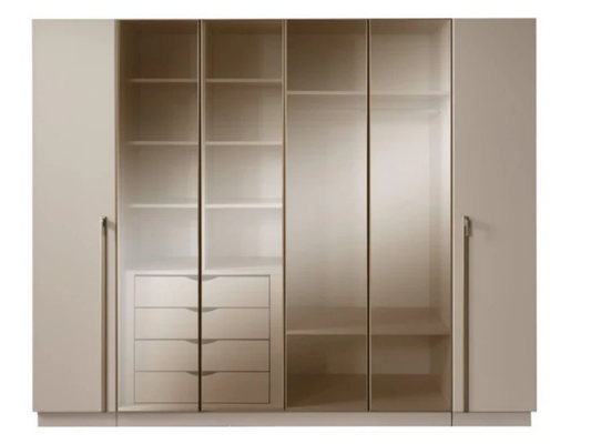 Fauna Kleiderschrank