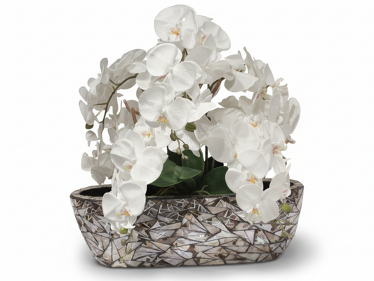 Frühlingsblumen in Deko-Schale
