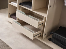 Lexus Creme Kleiderschrank