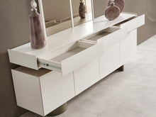 Violet Sideboard + Spiegel Weiß ( Seide)/ Matt Gold