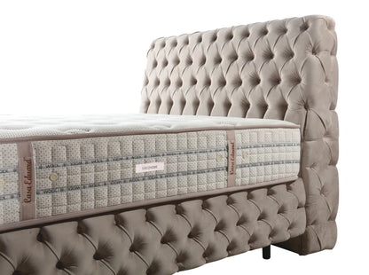 Chester Bett Set